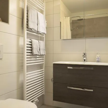 Traumhaftes Strand-apartment Mit Meerblick Staberdorf